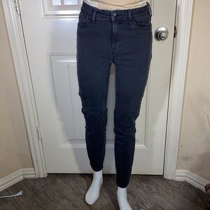 Like new Buffalo size 4/27 highrise stretch skinny. EUC
